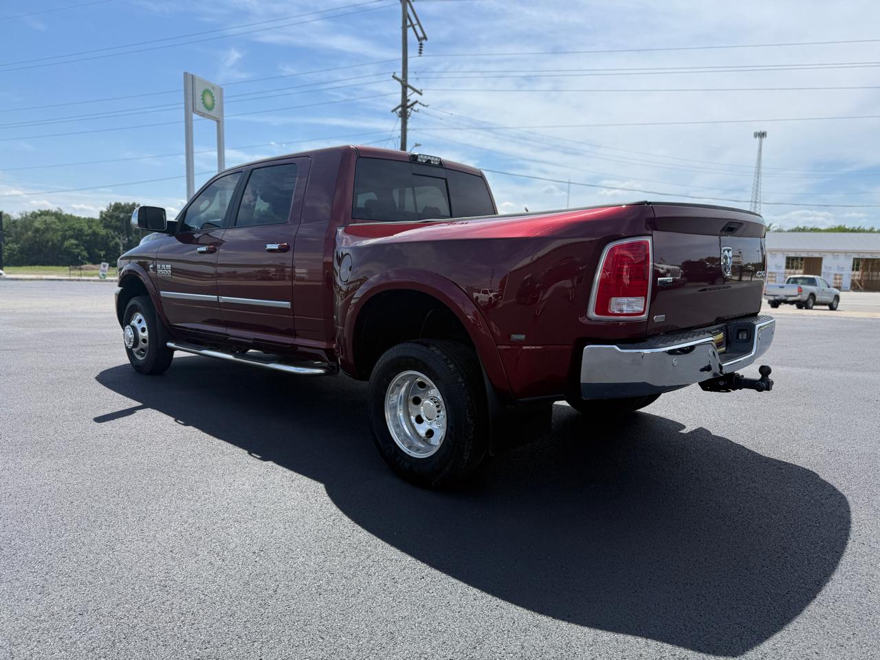 RAM 3500 Laramie Mega Cab 4WD DRW 2017