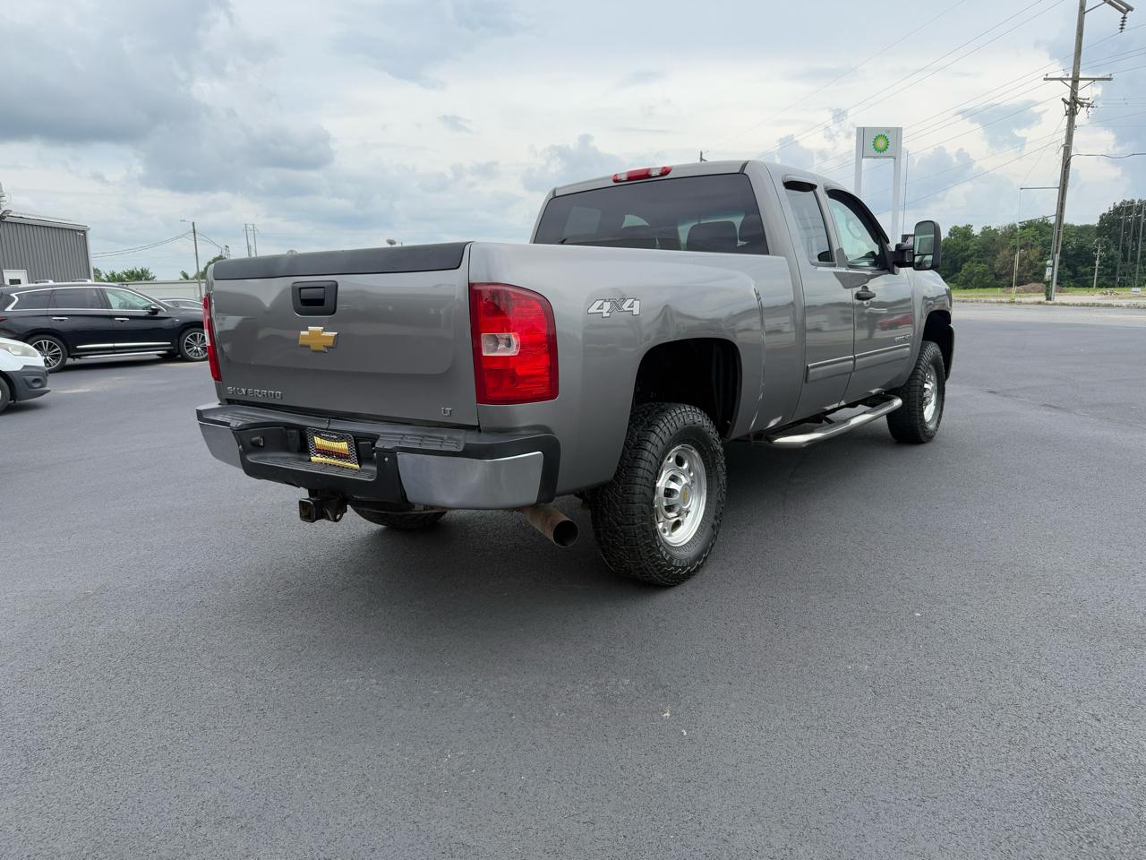 Chevrolet Silverado 2500HD 4WD Ext Cab 157.5" LT 2009