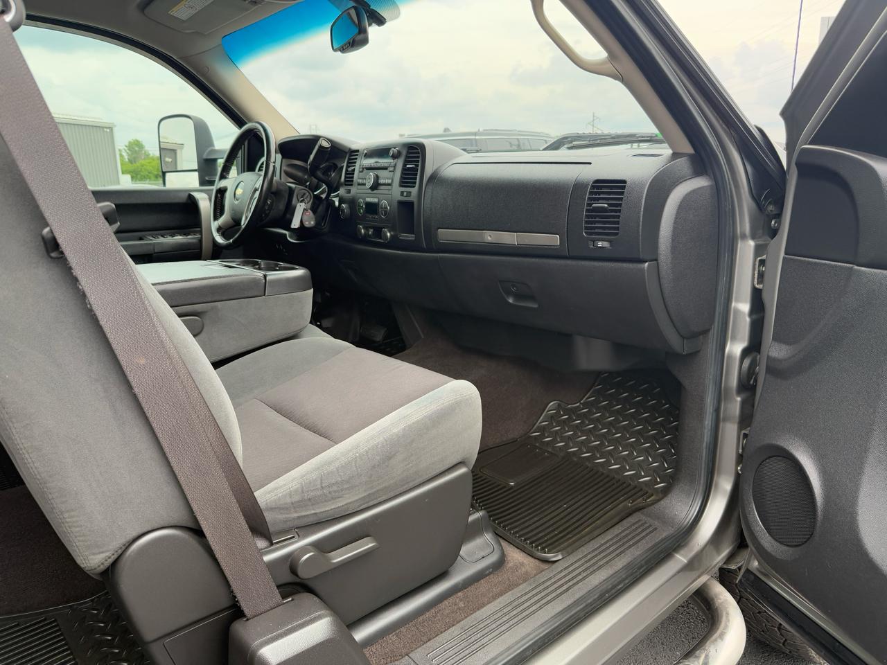 Chevrolet Silverado 2500HD 4WD Ext Cab 157.5" LT 2009