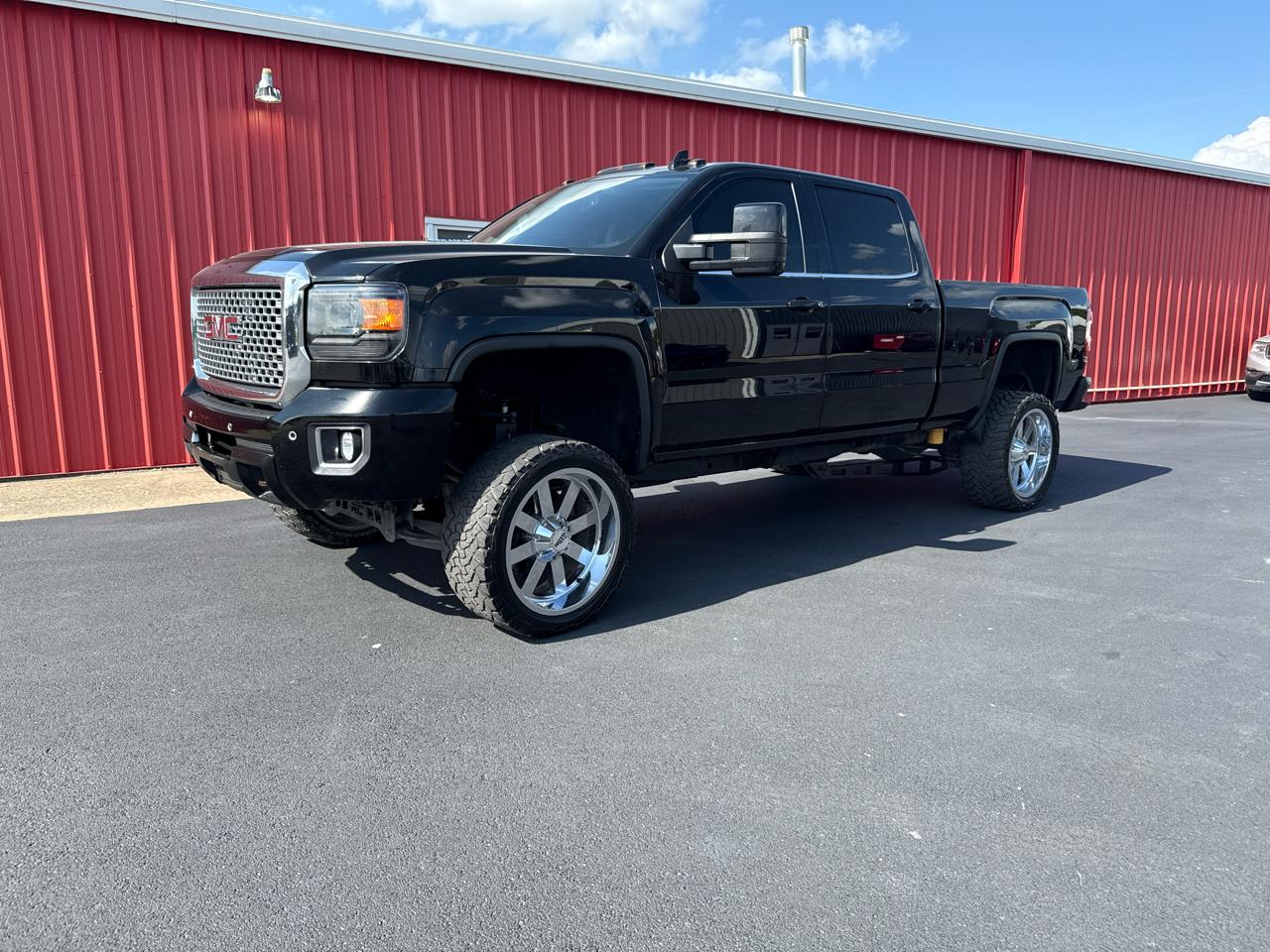 GMC Sierra 2500HD Denali Crew Cab 4WD 2015