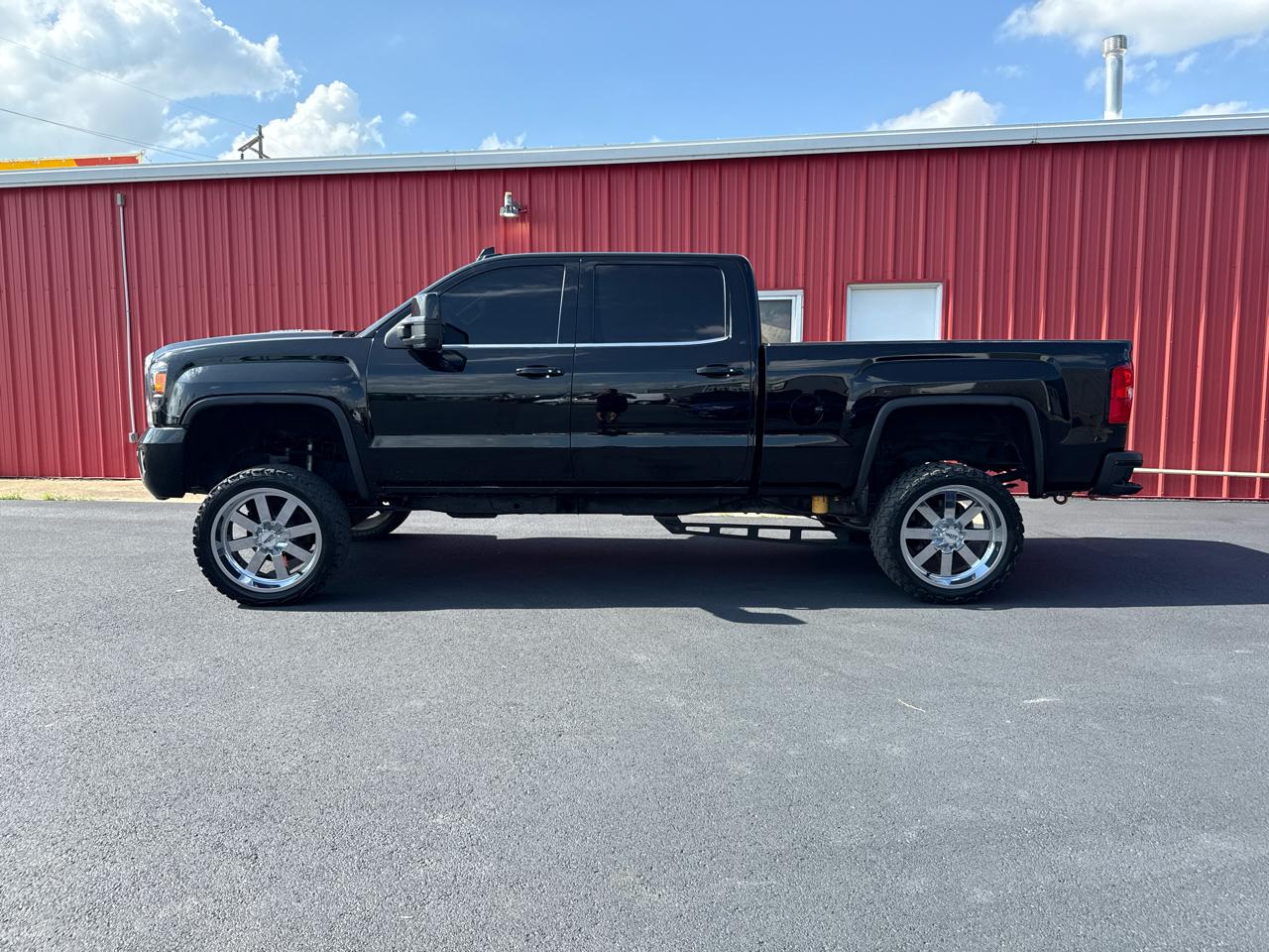 GMC Sierra 2500HD Denali Crew Cab 4WD 2015