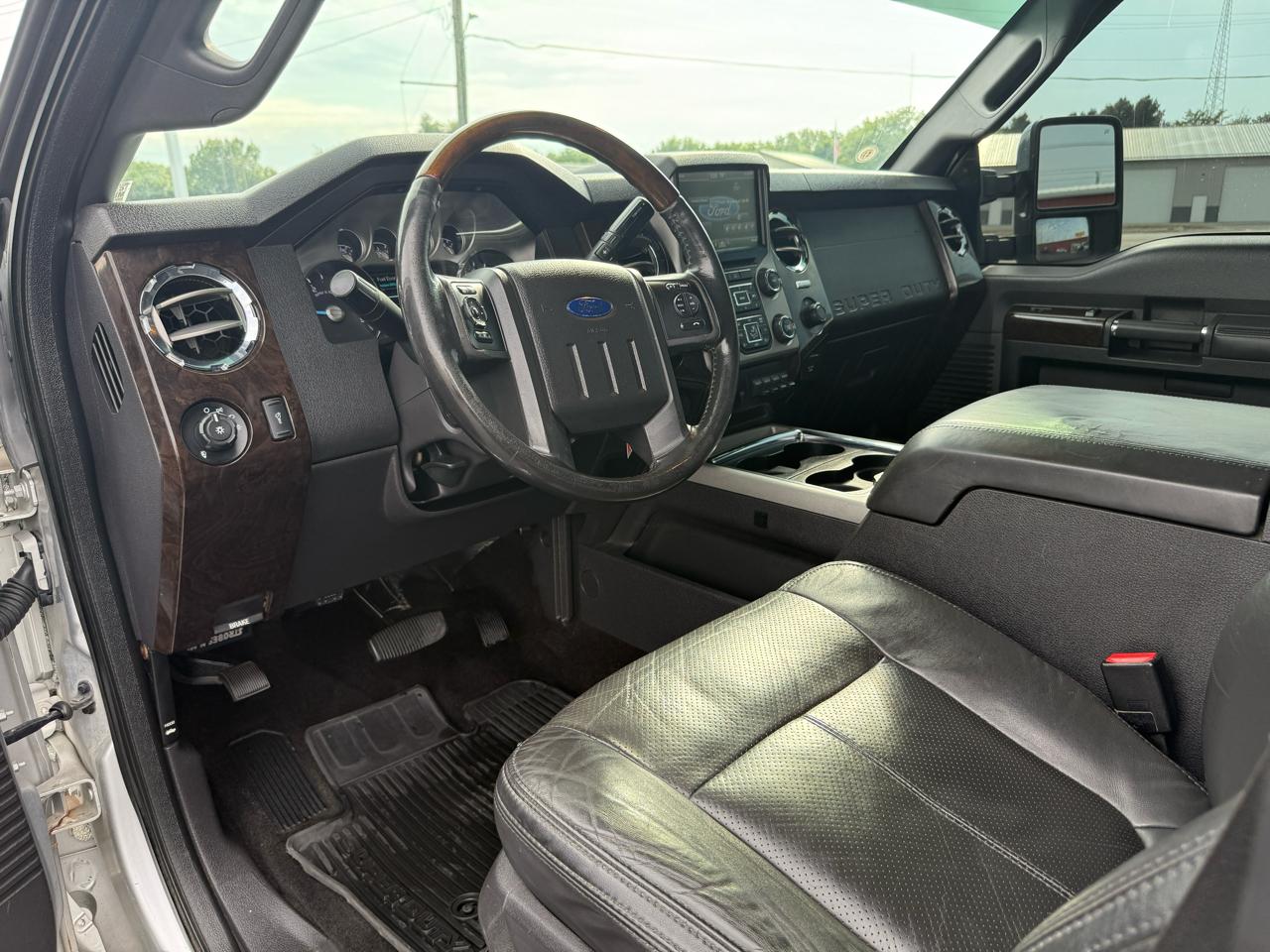 Ford F-250 SD Platinum Crew Cab 4WD 2015