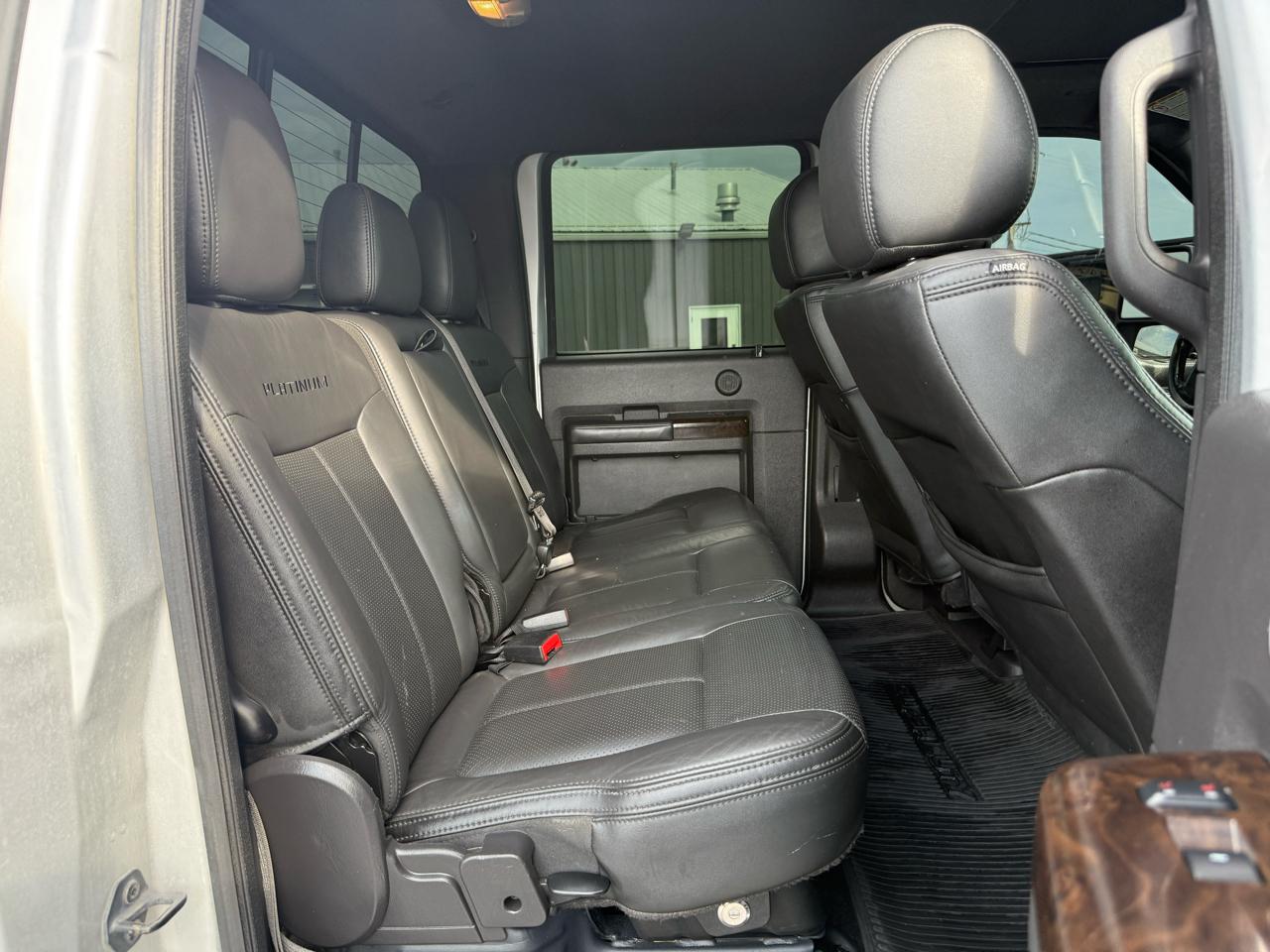 Ford F-250 SD Platinum Crew Cab 4WD 2015