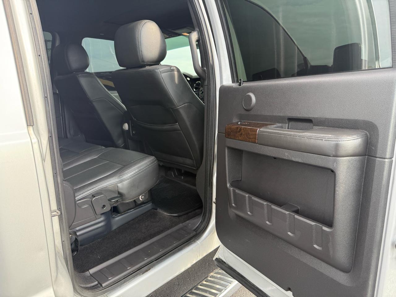 Ford F-250 SD Platinum Crew Cab 4WD 2015