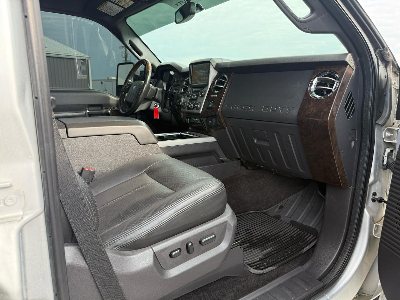 Ford F-250 SD Platinum Crew Cab 4WD 2015