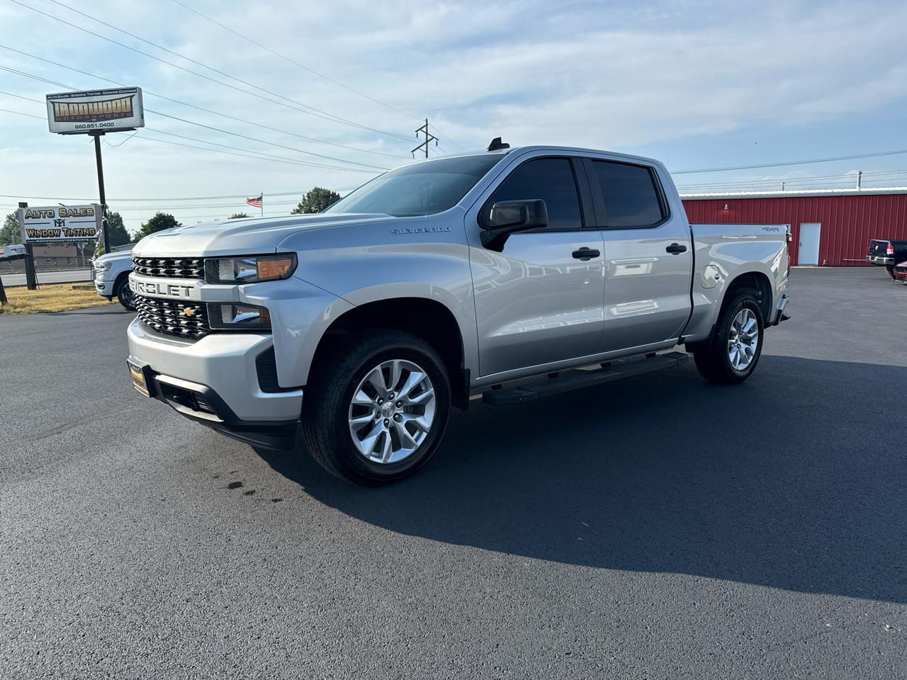 Chevrolet Silverado 1500 1LT Crew Cab 4WD 2020