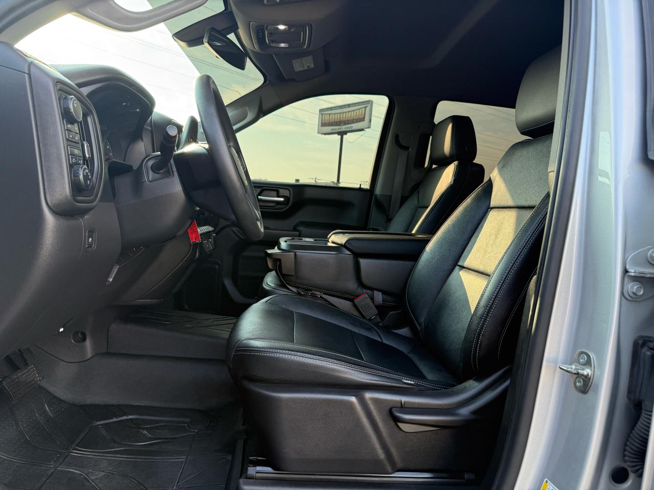 Chevrolet Silverado 1500 1LT Crew Cab 4WD 2020