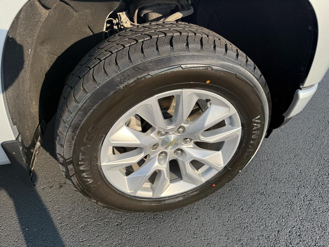 Chevrolet Silverado 1500 1LT Crew Cab 4WD 2020