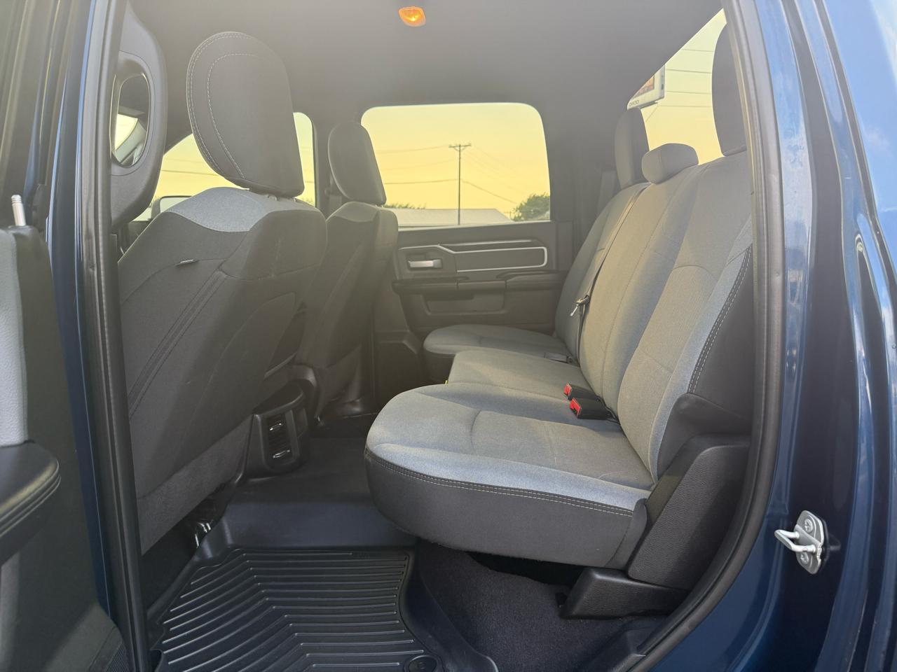 RAM 2500 4WD Crew Cab 169" Big Horn 2021