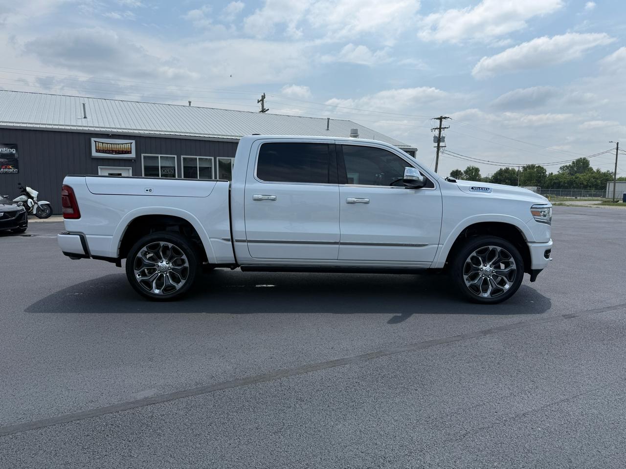 RAM 1500 Limited Crew Cab SWB 4WD 2022