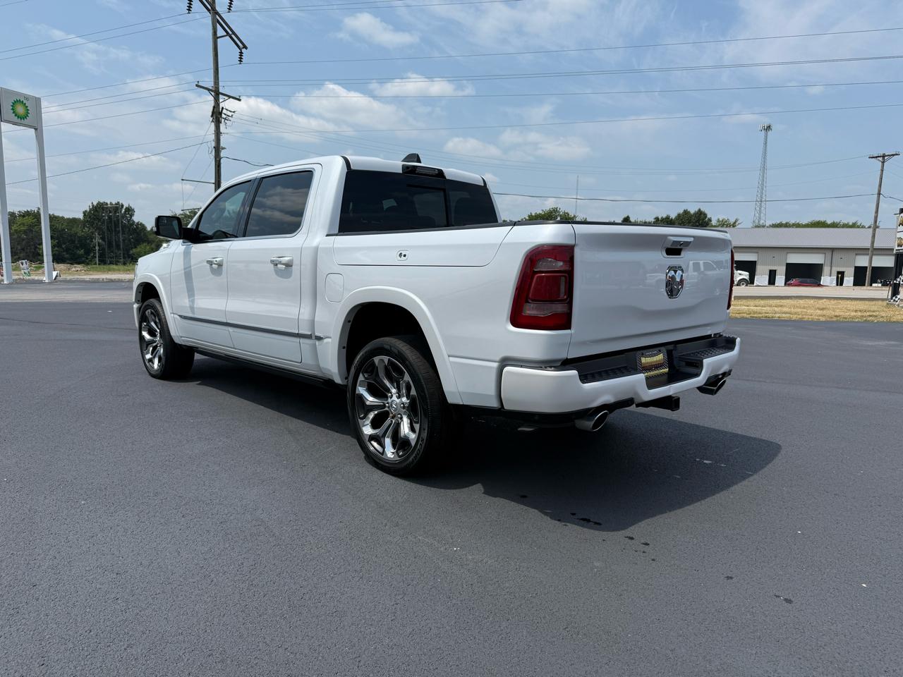 RAM 1500 Limited Crew Cab SWB 4WD 2022