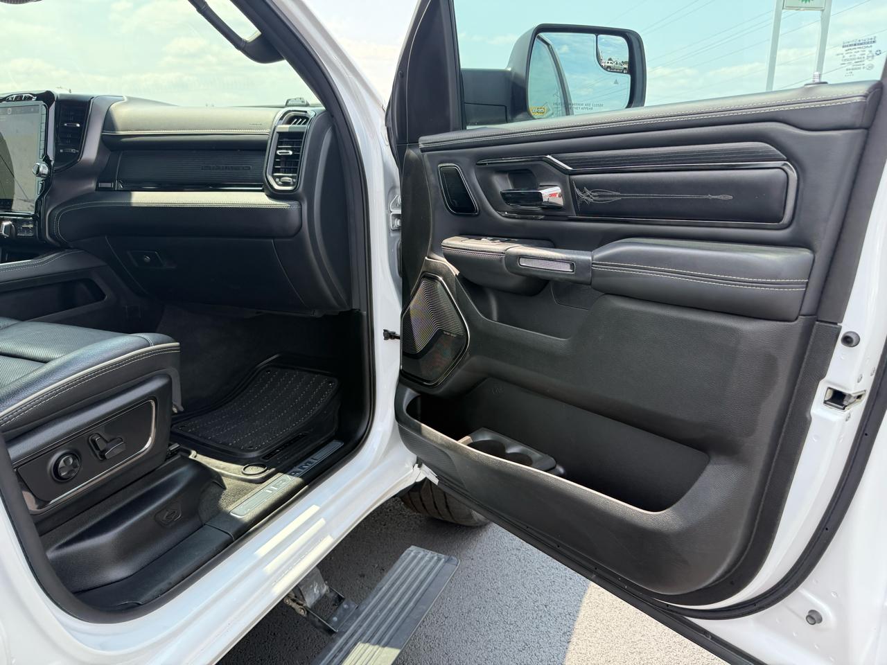 RAM 1500 Limited Crew Cab SWB 4WD 2022