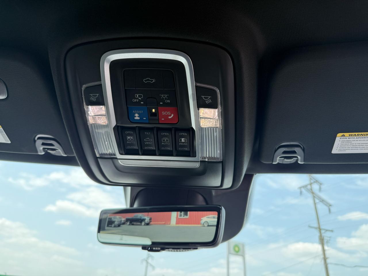 RAM 1500 Limited Crew Cab SWB 4WD 2022
