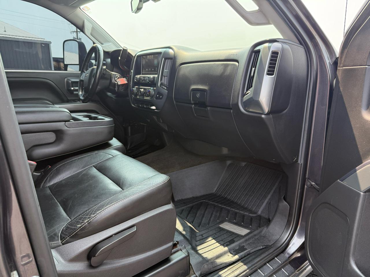 Chevrolet Silverado 3500HD LT Crew Cab 4WD 2015