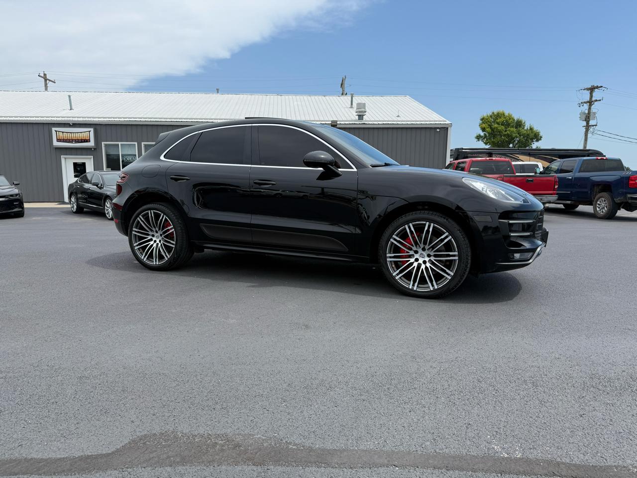 2017 Porsche Macan Turbo