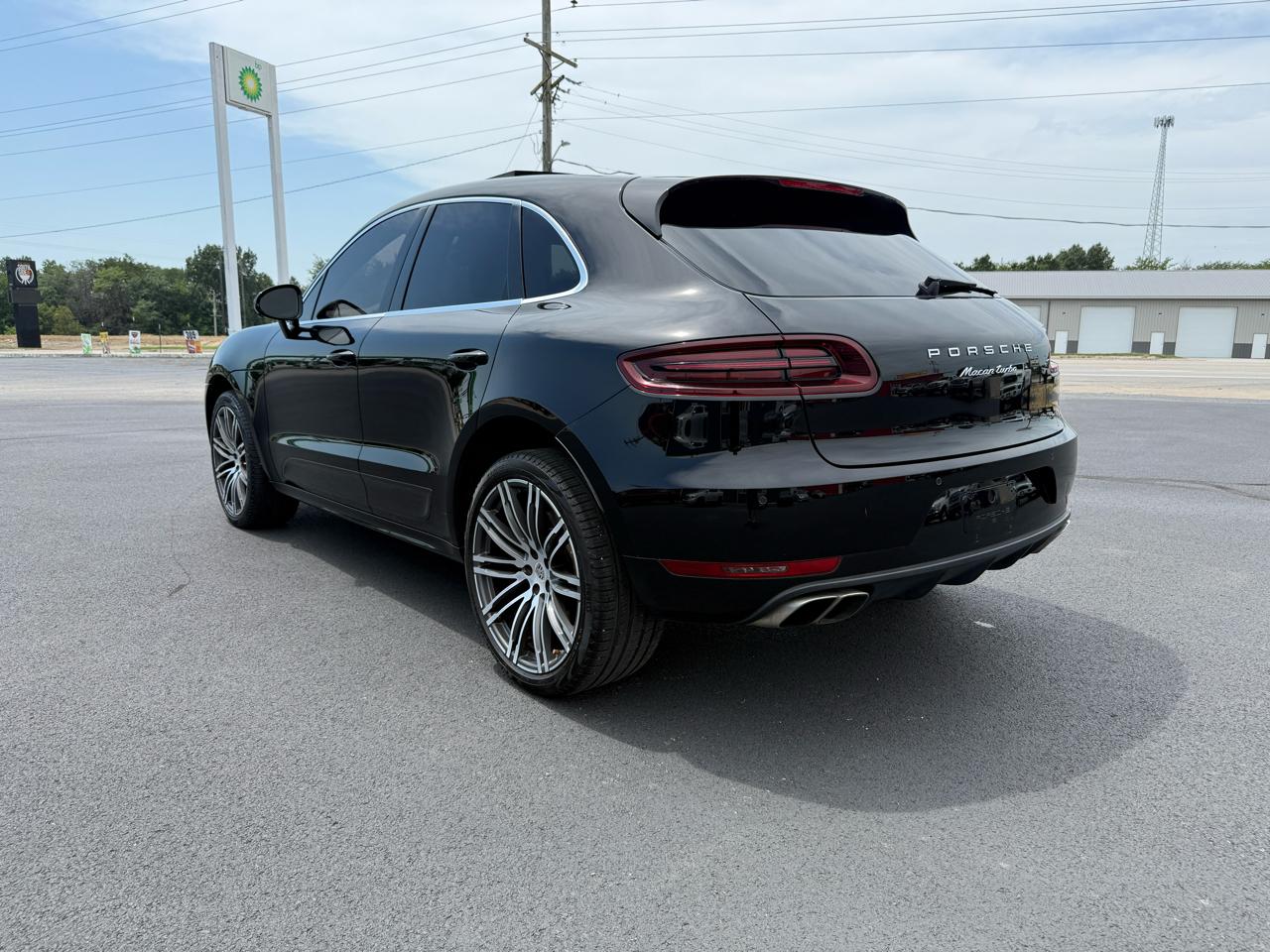 Porsche Macan Turbo 2017