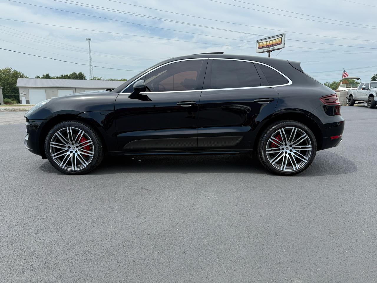 Porsche Macan Turbo 2017