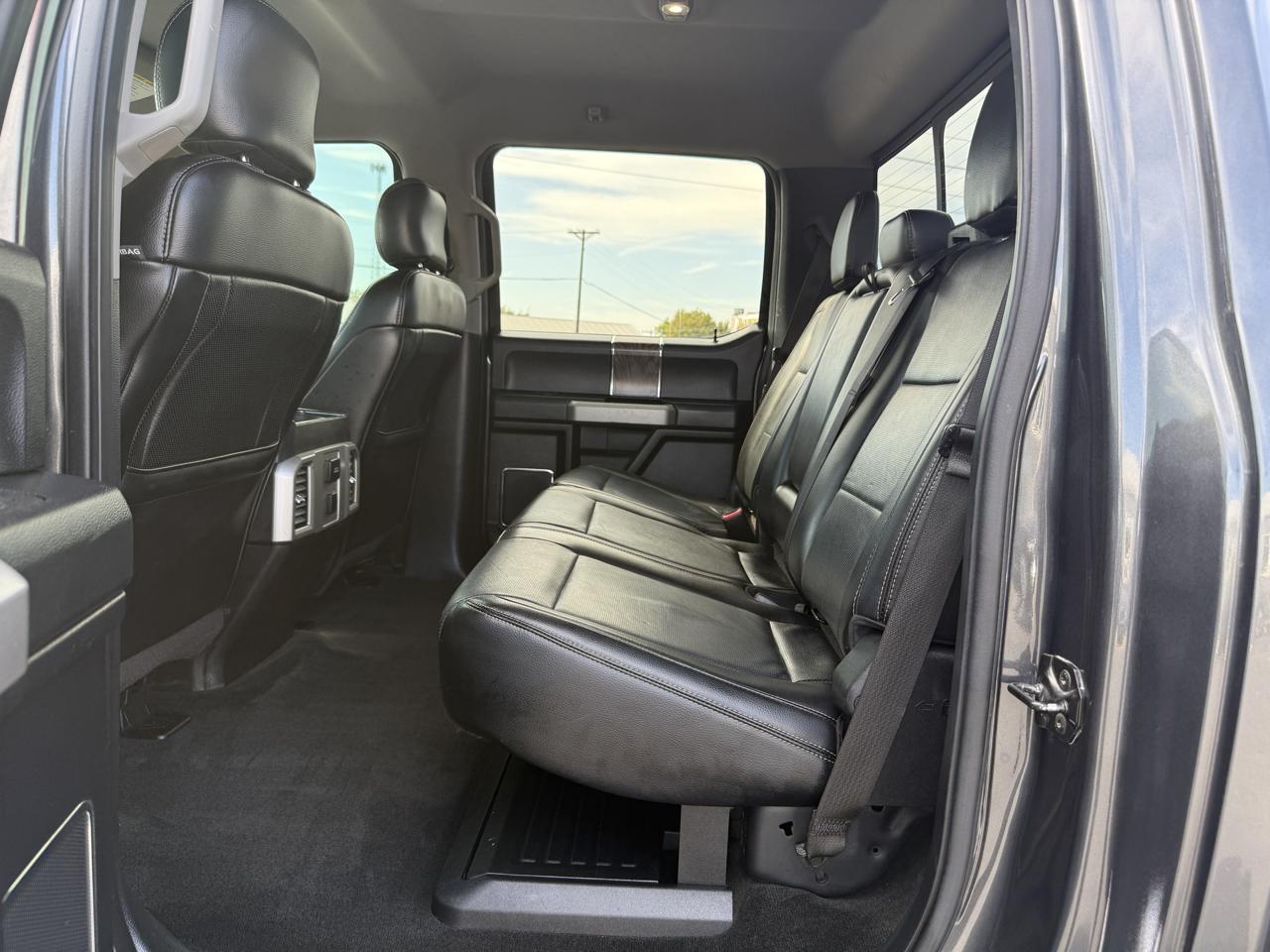 Ford F-250 SD Lariat Crew Cab 4WD 2017