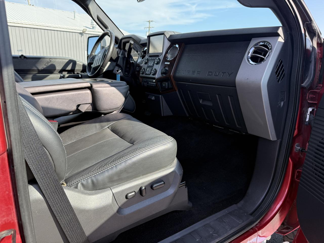 Ford F-350 SD Lariat Crew Cab Long Bed 4WD 2016
