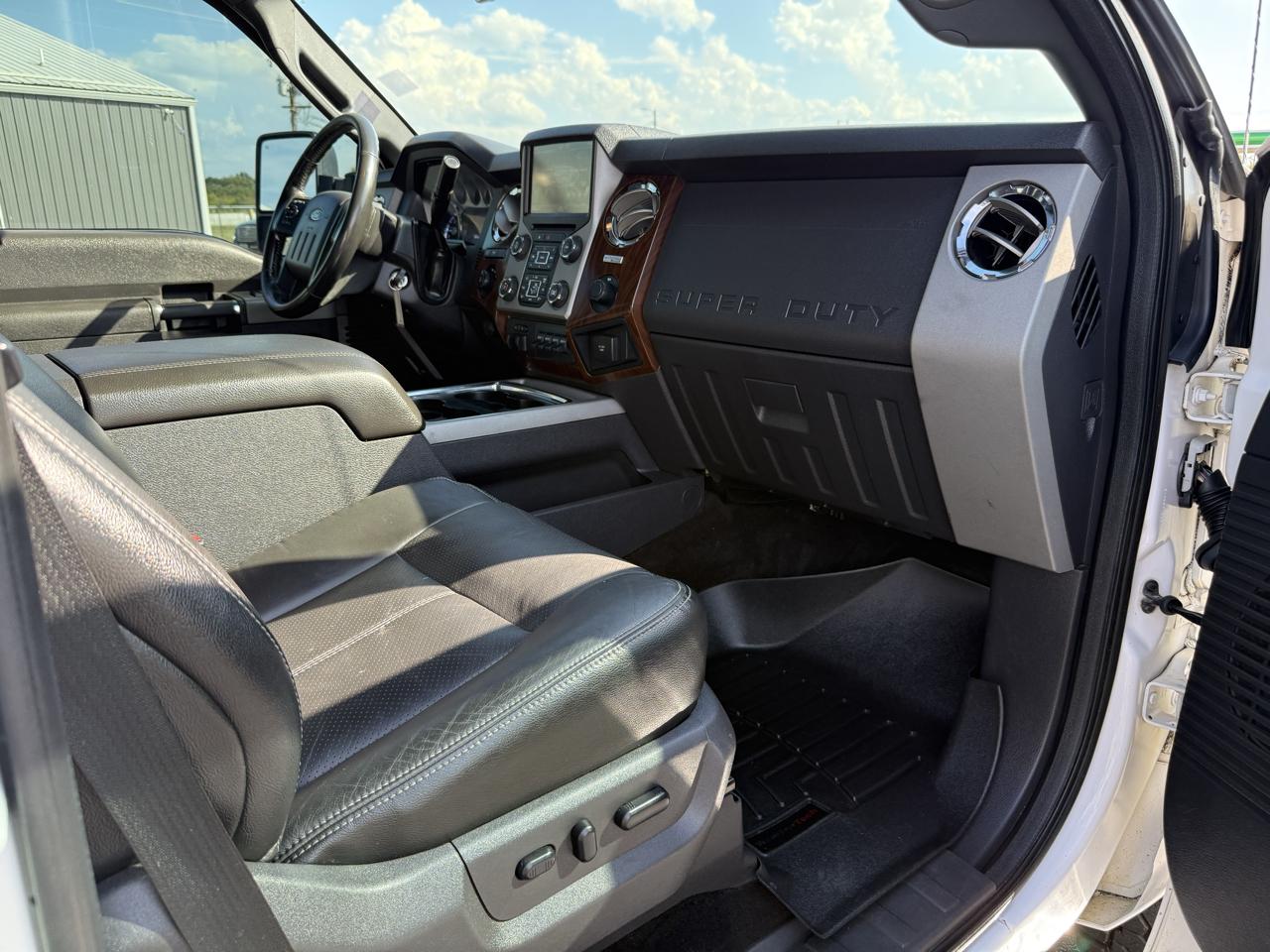 Ford F-350 SD Lariat Crew Cab 4WD 2013