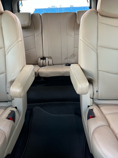 Cadillac Escalade Platinum 2WD 2018