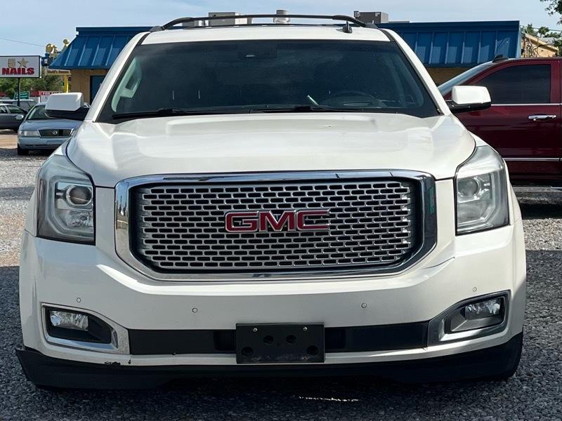 GMC Yukon Denali 4WD 2015