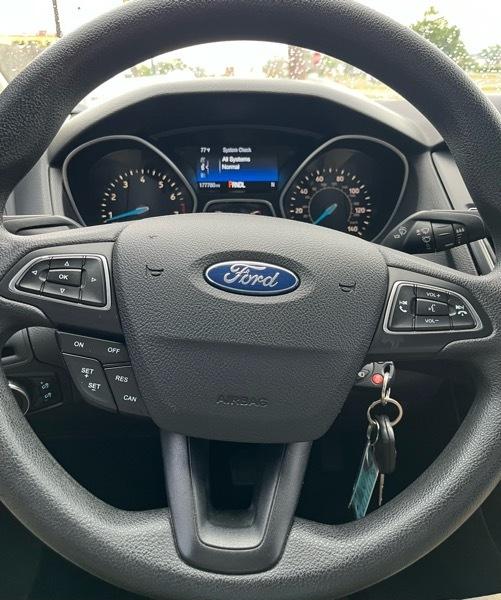 Ford Focus SE Sedan 2015