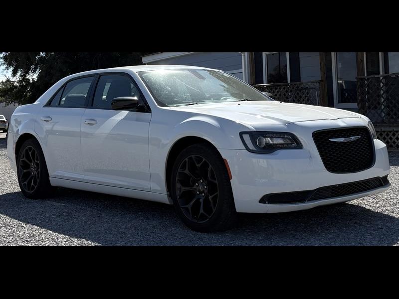 2020 Chrysler 300 Touring