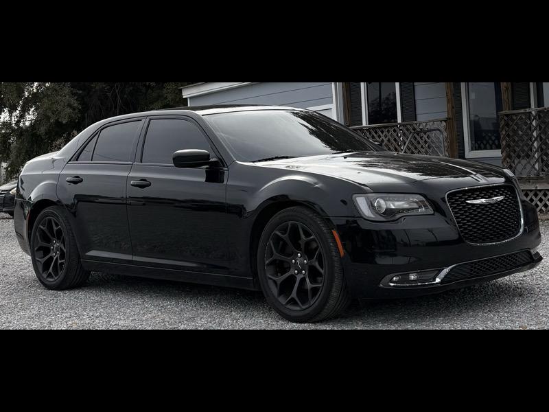 Chrysler 300 S V6 RWD 2020