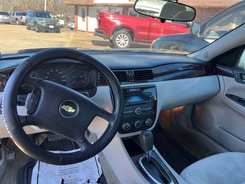 Chevrolet Impala  2012