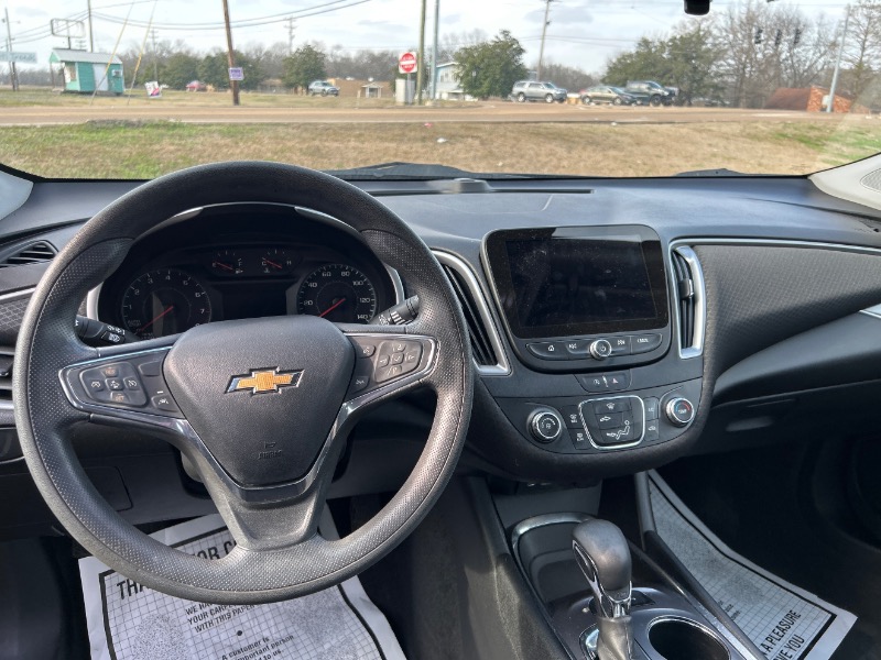 Chevrolet Malibu  2021