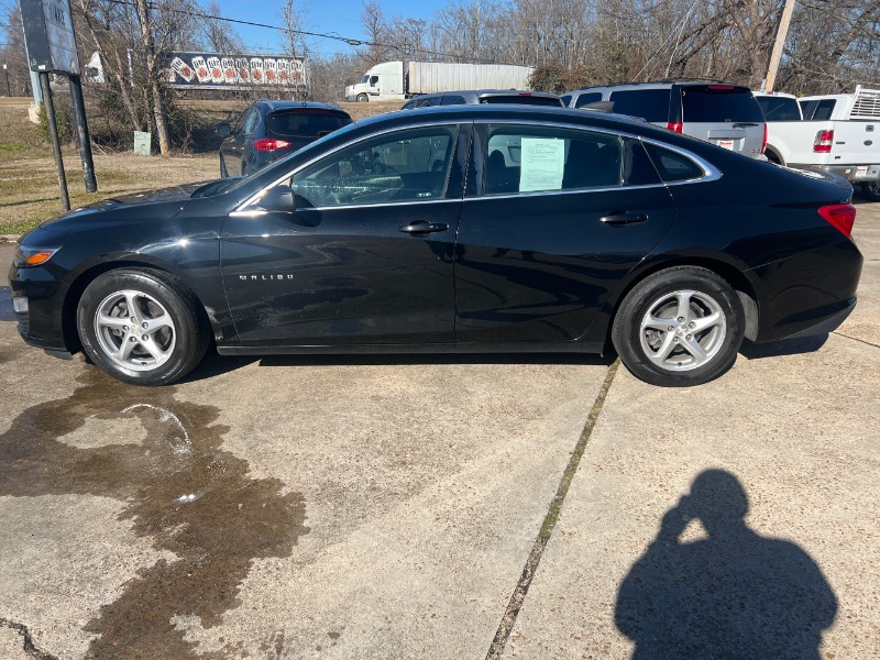 Chevrolet Malibu  2019