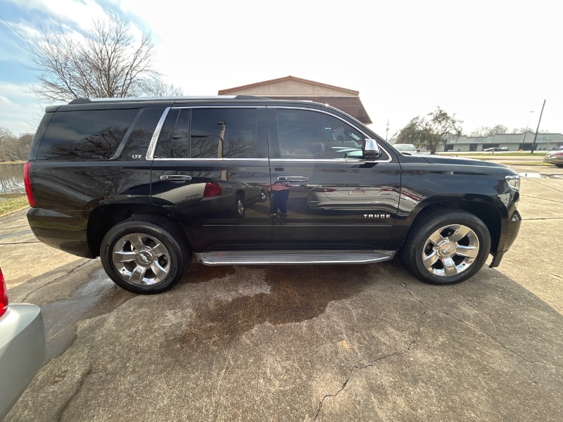 Chevrolet Tahoe  2015