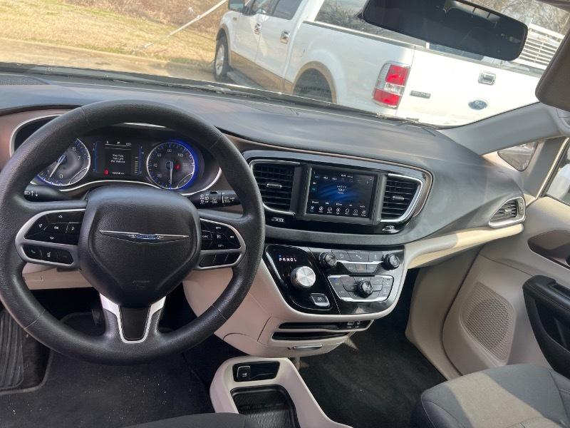 Chrysler Pacifica  2018