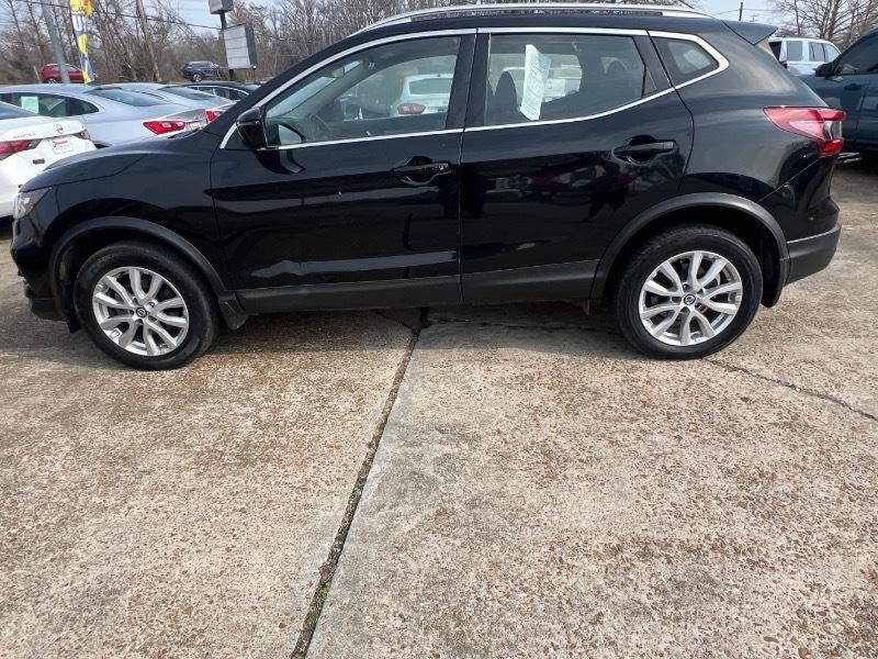 Nissan Rogue Sport  2020
