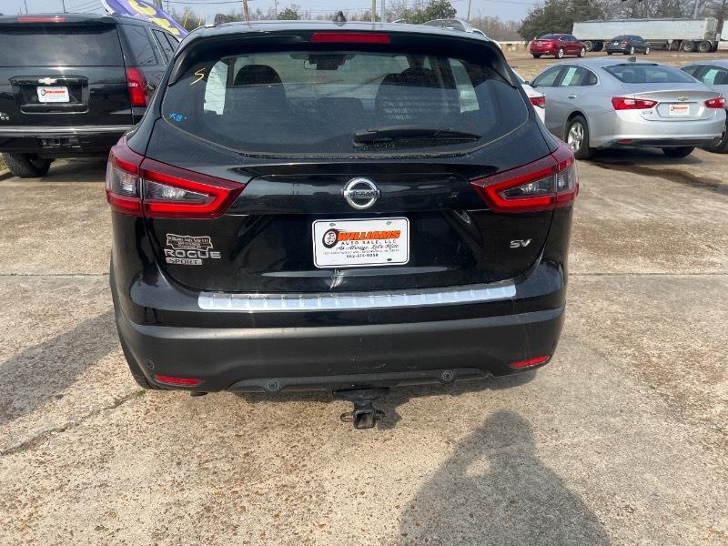 Nissan Rogue Sport  2020