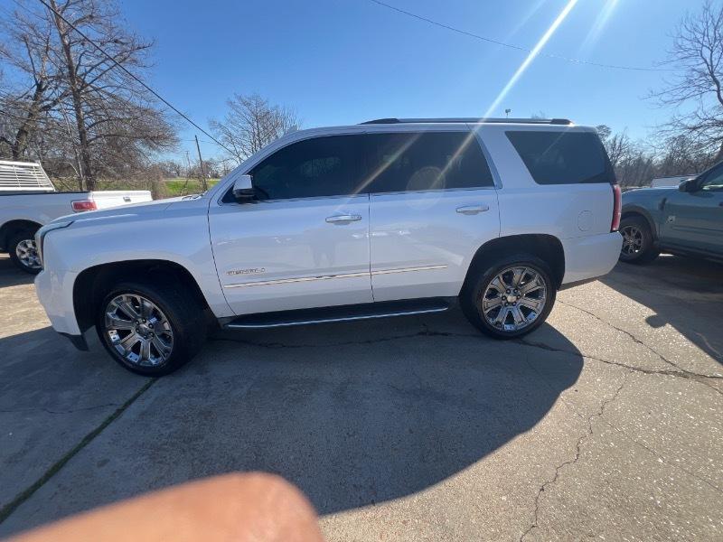 GMC Yukon Denali  2016