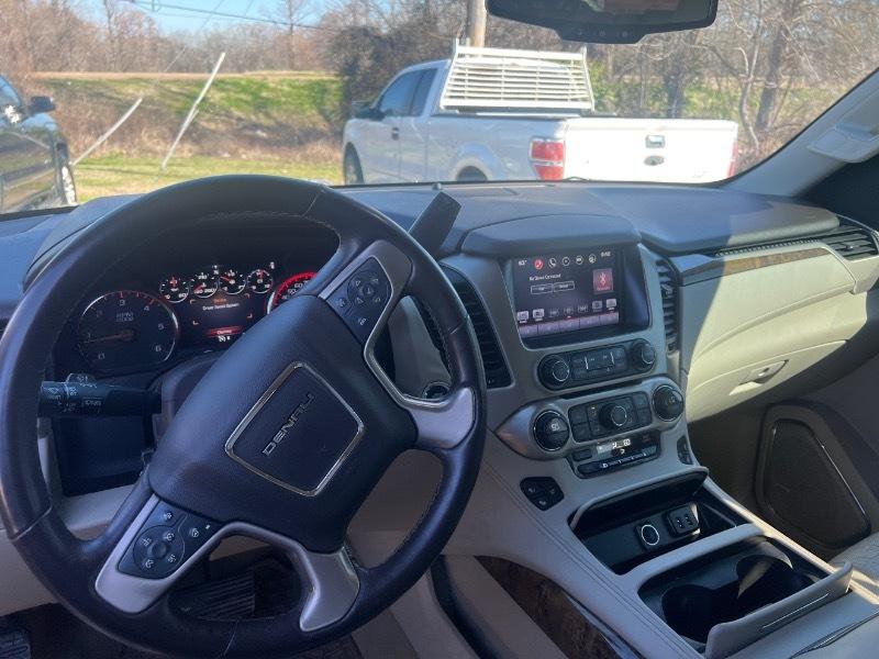 GMC Yukon Denali  2016