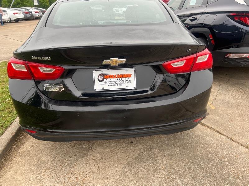 Chevrolet Malibu  2017