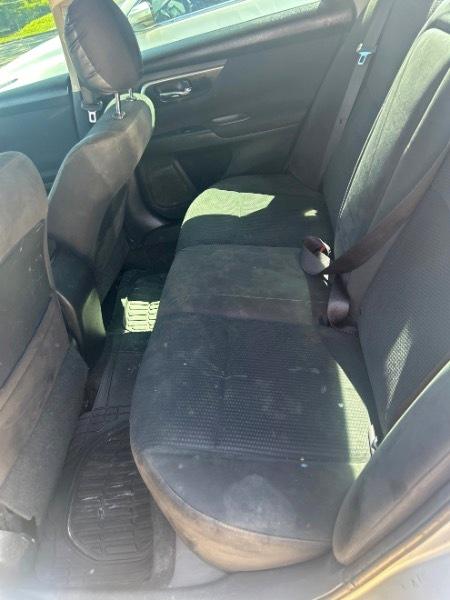 Nissan Altima  2015