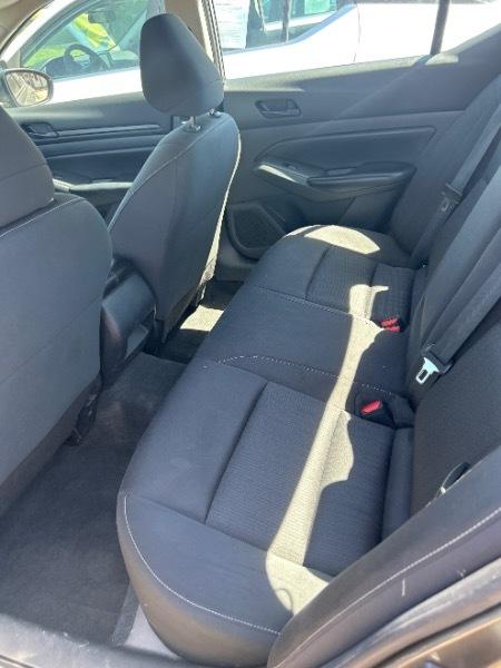 Nissan Altima  2023