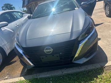 2023 Nissan Altima 
