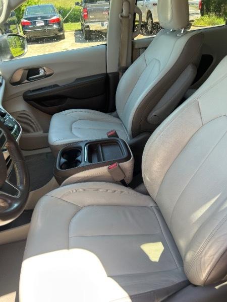 Chrysler Pacifica  2017