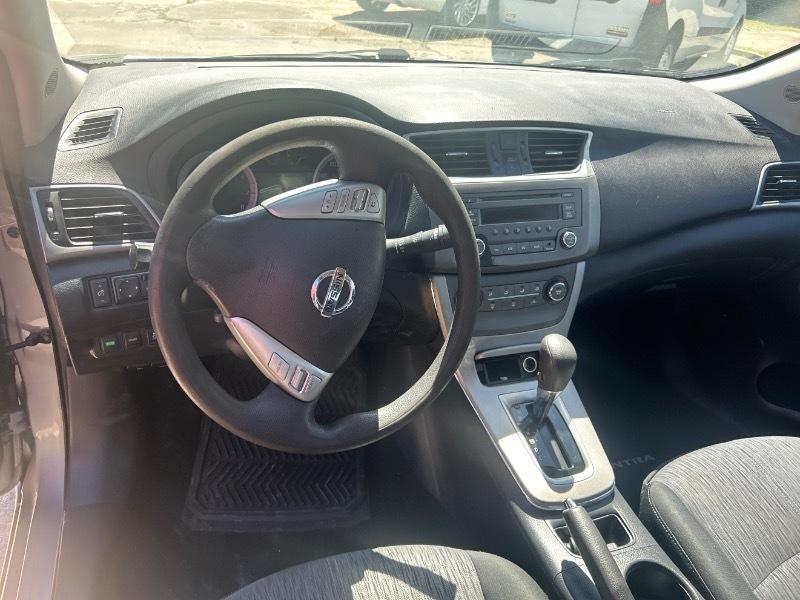 Nissan Sentra  2014