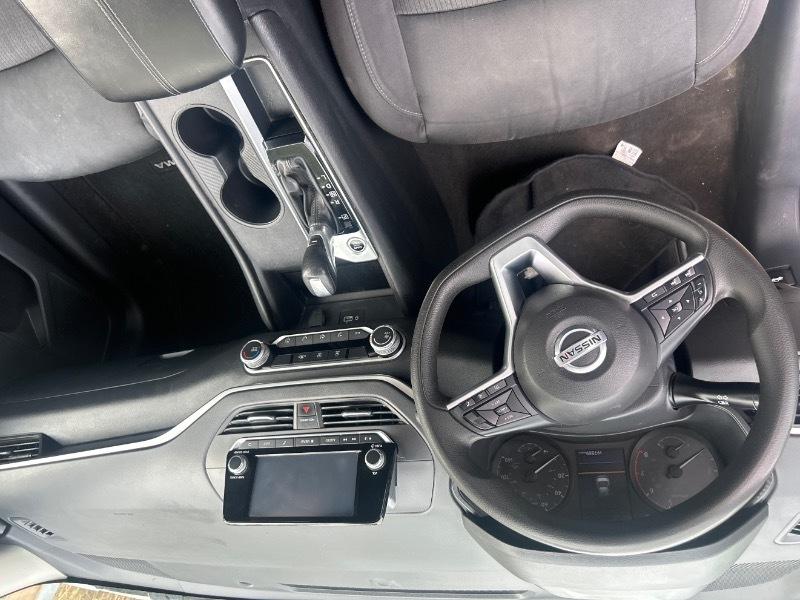 Nissan Altima  2022