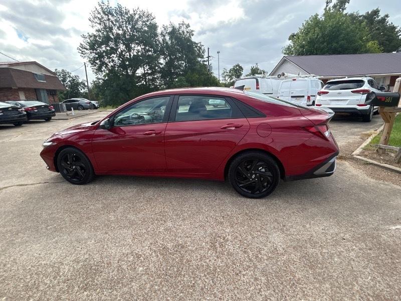 Hyundai Elantra  2026