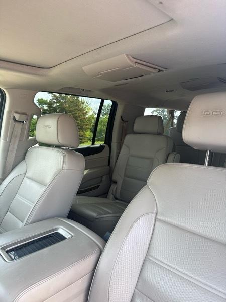 GMC Yukon Denali  2017