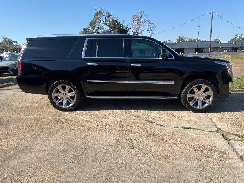 Cadillac Escalade  2017