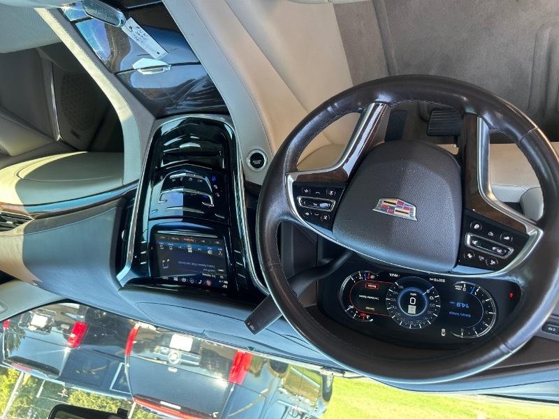 Cadillac Escalade  2017