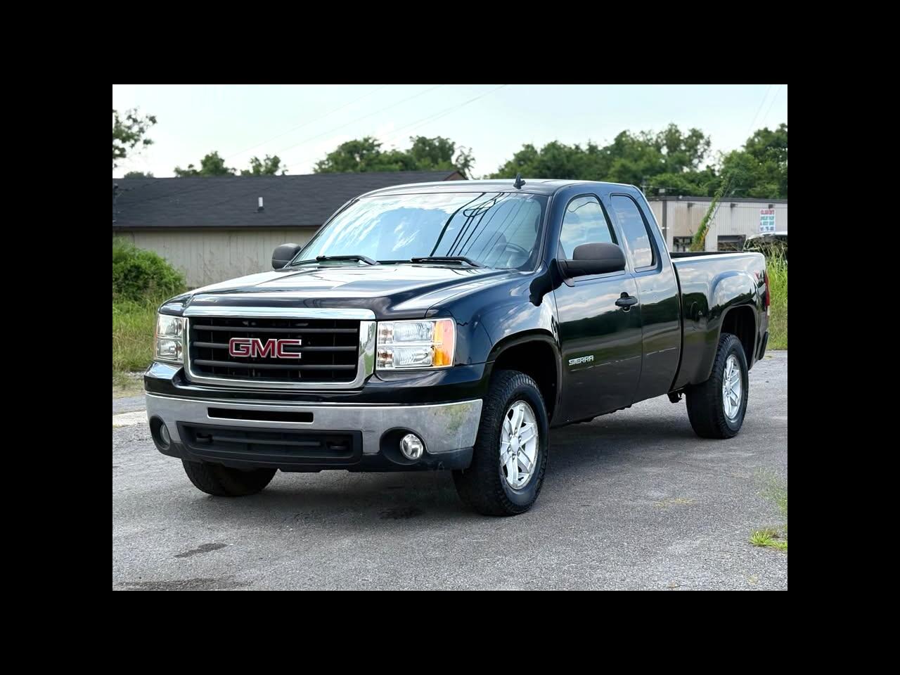 2011 GMC Sierra 1500 SLE Ext. Cab 4WD